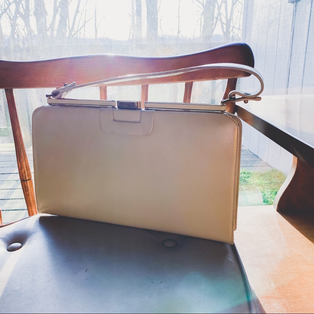 ❌SOLD❌ Vtg 50’s Triangle New York Purse